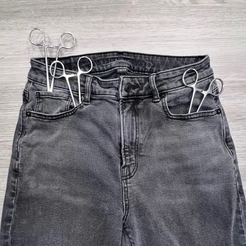 American Eagle Mom Jeans Womens 2 Regular Black Wash High Rise Tapered 58891363